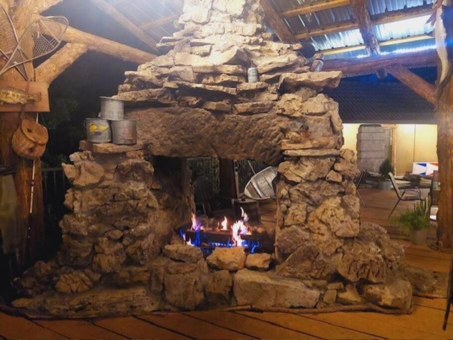 Stonegate Lodge 2 Queen Beds Wifi Roku Tv Salt Water Pool Room #106 Юрика Спрингс Экстерьер фото